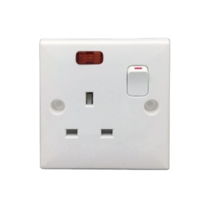 IDシリーズ3スイッチ4スイッチ。ユニバーサル3穴5ジャック10A220Vウォールスイッチ。 - Product Image 3