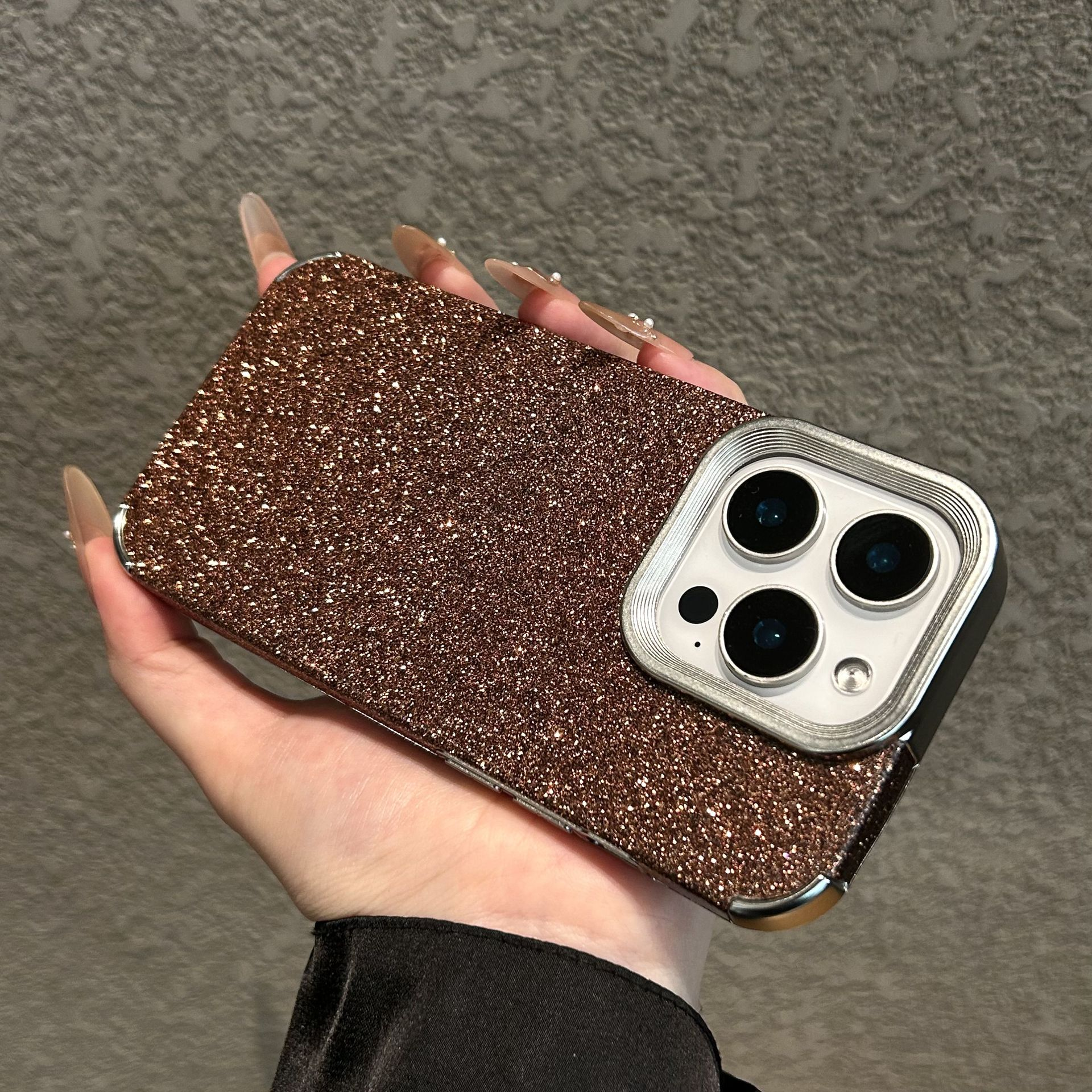 สีน้ำตาล