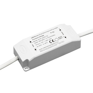 Controlador de tira de luz regulable triac controlador de salida PWM LED para módulos de tira de cinta led