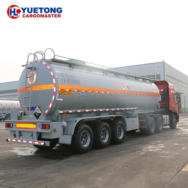 Hochwertiger YUETONG Tankwagen mit Kraftstoffspender 10000 Liter Treibstoff Öl Tankwagen bester Preis zum Verkauf in den Philippinen