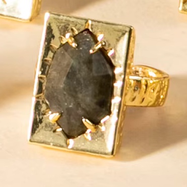 Black - Labradorite