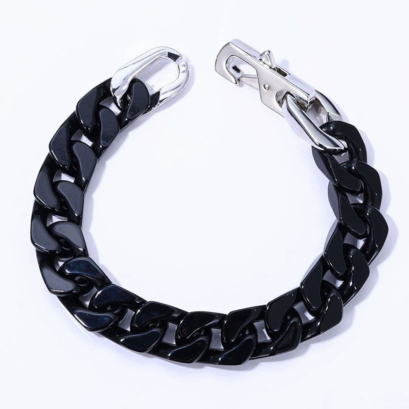 Adornos de pulsera negros (excluidos relojes)