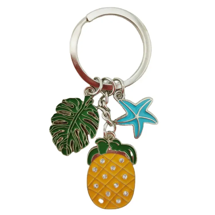 Vente en gros de porte-clés plage tropicale vacances souvenir cocotier ananas fruit en alliage de zinc personnalisé