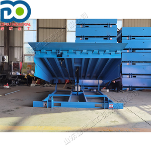 Factory Stock <strong>Container</strong> <strong>Loading</strong> <strong>and</strong> <strong>Unloading</strong> Fixed Platform Boarding Bridge Logistics Special Forklift Boarding Bridge