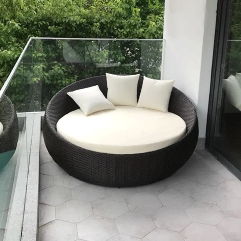 Fancy cane rattan/vimini mobili da giardino divano rotondo divano letto da giorno ultimo design outdoor PE rattan lettino da sole lettino con baldacchino