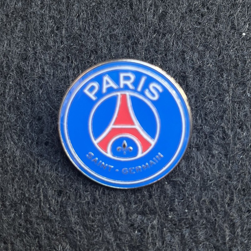 Paris new team logo