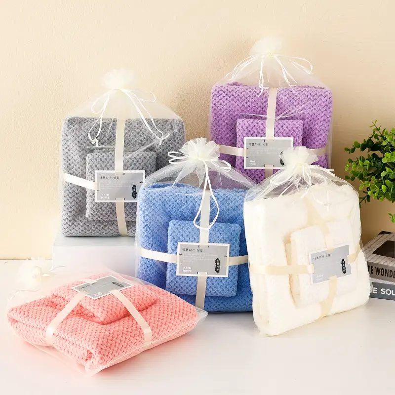 Sacs-cadeaux épais C de haute qualité 2 pièces ensembles de serviettes de bain en microfibre absorbantes douces en molleton de corail personnalisé