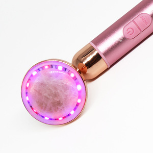 Şarjlı yüz kaldırma cihazı Led ışık terapisi güzellik kuvars yüz masajı elektrikli titreşimli yeşim silindir hediye kutusu ile - Product Image 3