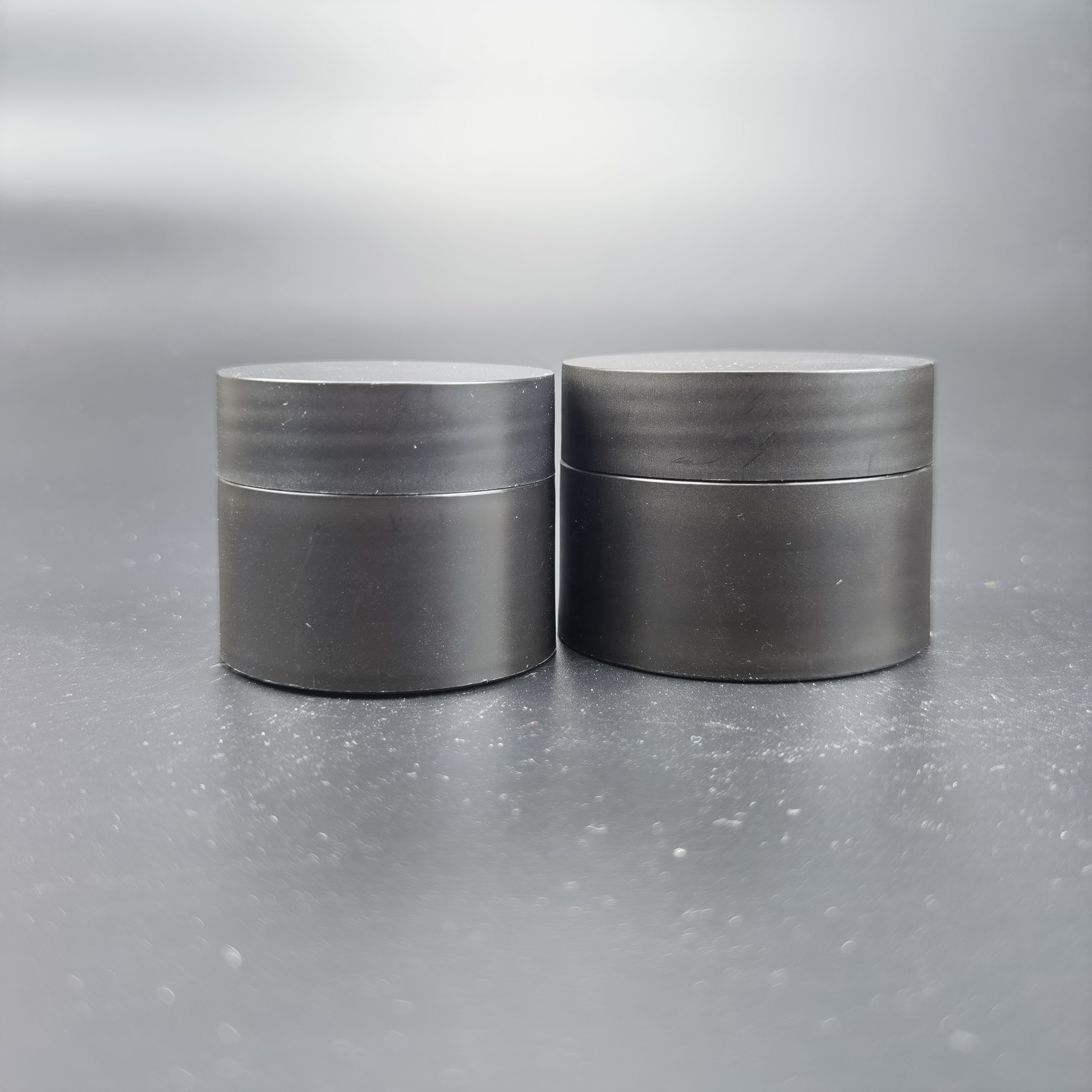 สีดำด้าน