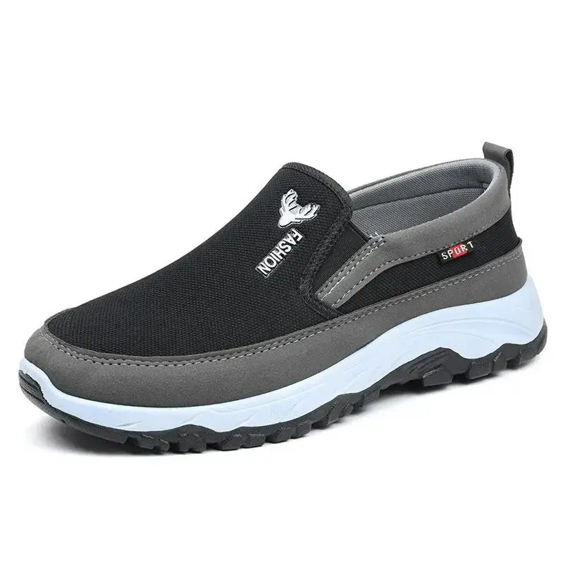 Sapatos de caminhada masculinos 2023 boca rasa nova luz respirável confortável e conveniente deslizamento em sapatos casuais para caminhar