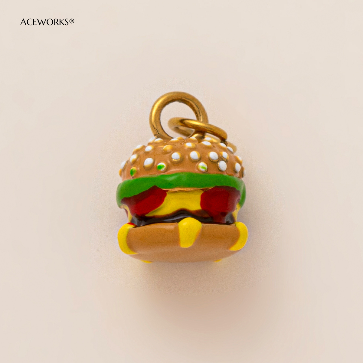 Pendentif burger doré