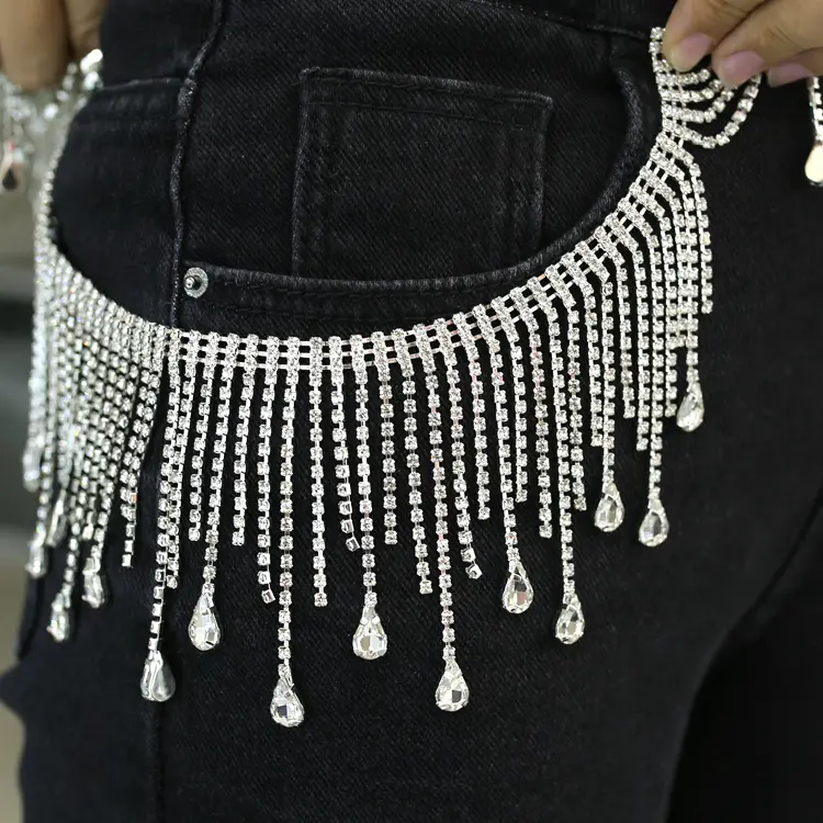 Argento lungo Nappe di Cristallo del Metallo Del Rhinestone Trim Catena fringe scollo applique