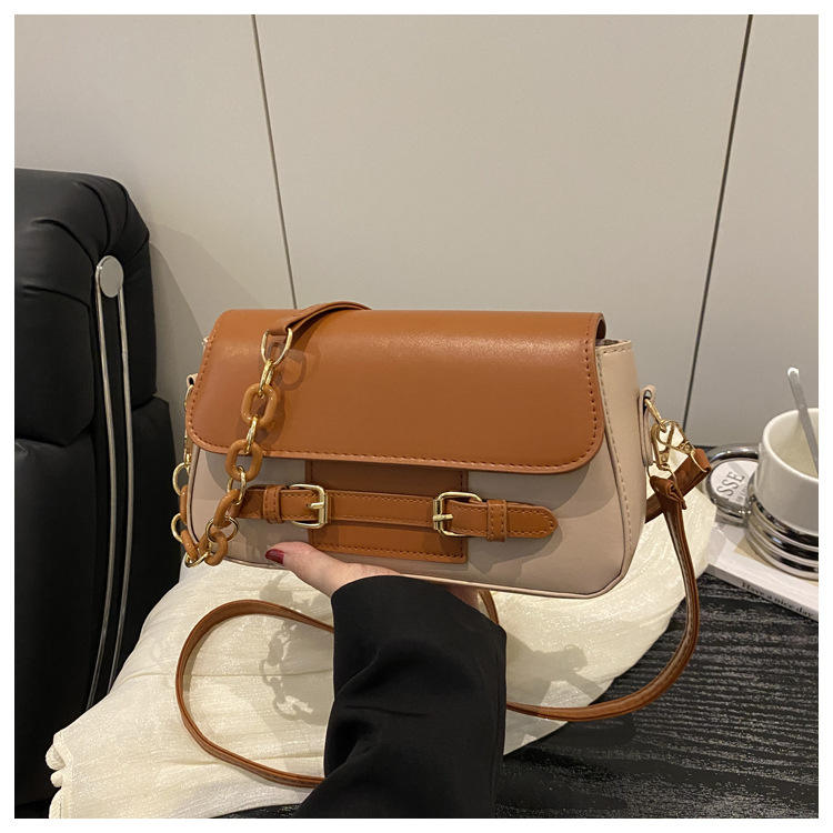 สีน้ำตาล