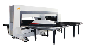 Sistema de control numérico Siemens y punzonadora y cortadora de 24 estaciones de moldes - Product Image 4