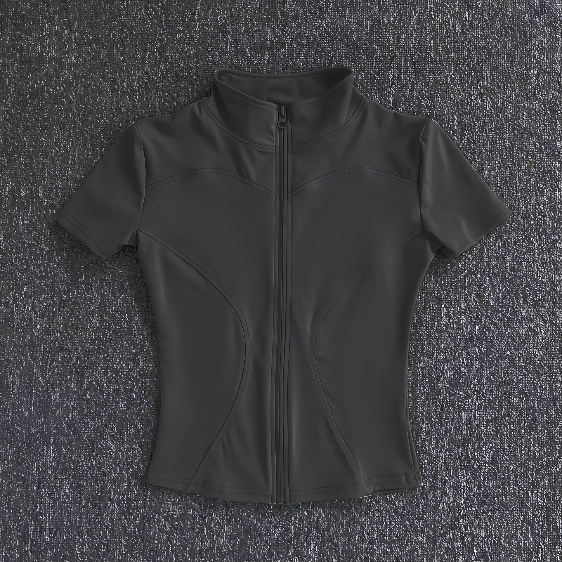 Gris oscuro