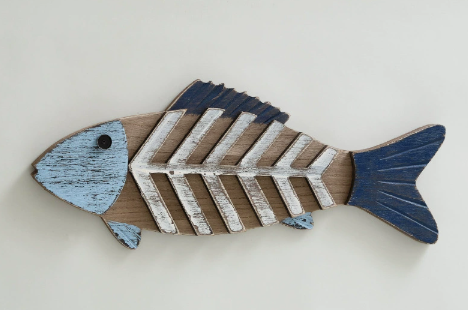 Poisson rayé horizontal de style antique