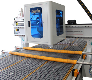 Mehrzweck-CNC-Fräsmaschine bester Preis mit oszillieren dem Winkel messer zum Schneiden von vor isolierten Kanal platten - Product Image 6