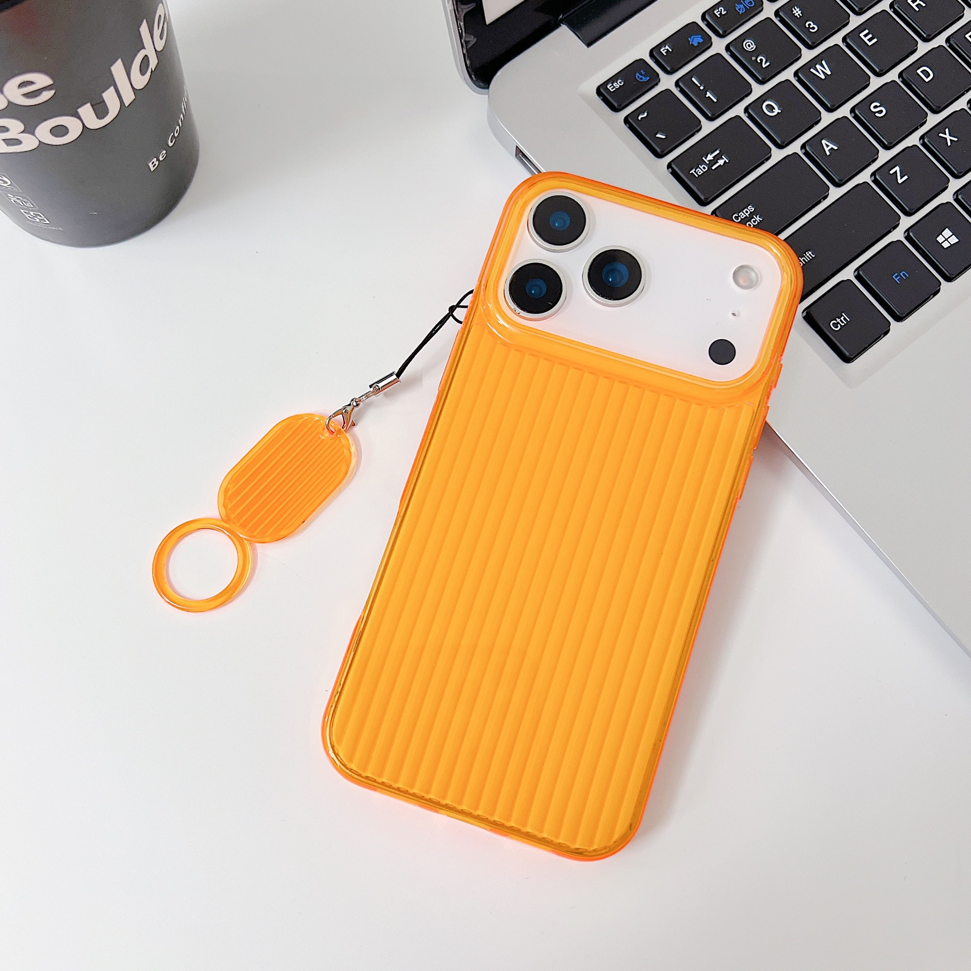 Orange translucide