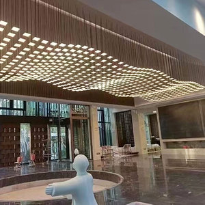Standart dışı özel proje kolye aydınlatma armatürü ziyafet salonu otel lobisinde aydınlatma satış departmanı kum masa dalga avize