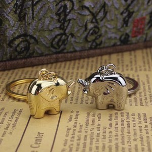 タイ象の形のキーホルダー動物キーホルダー強力なキーリングカップルギフト金象金属キーホルダー象キーホルダー - Product Image 5