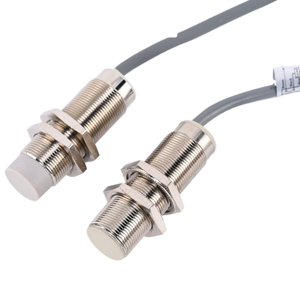 Per sensore di prossimità induttivo M18 interruttore 24V DC tre fili NPN normalmente aperto rileva oggetti metallici - Product Image 1