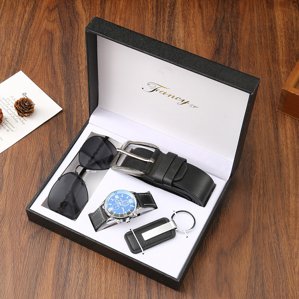 5 piece set-wooden box