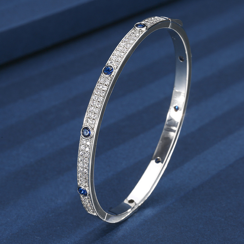 Blue sapphire bracelet