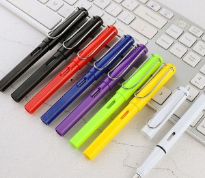四个笔尖型号和可定制徽标多色塑料派克钢笔 - Product Image 4