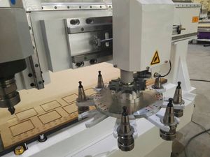 Enrutador CNC ATC/máquina CNC de cambio automático de herramientas - Product Image 2