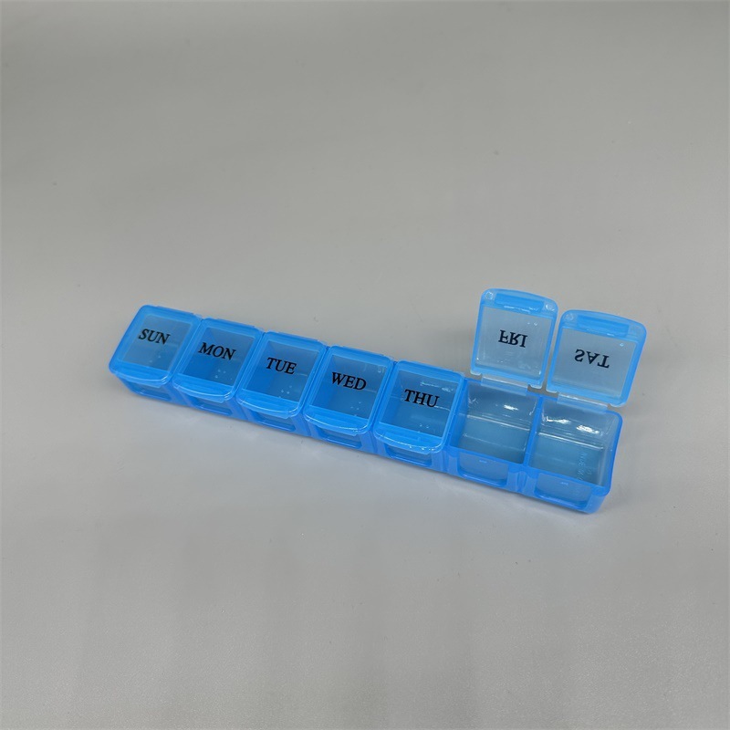 18*3.3*2.5 ซม. (ขนาดกลาง) สีฟ้า