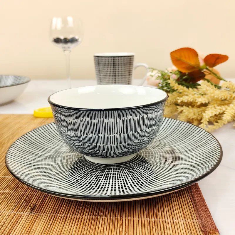 Hochwertiges Shape Stoneware Geschirr-Sets Neuzugang Farbglasur Küchenutensilien solide Farbe Schüssel Geschirr Teller nachhaltig