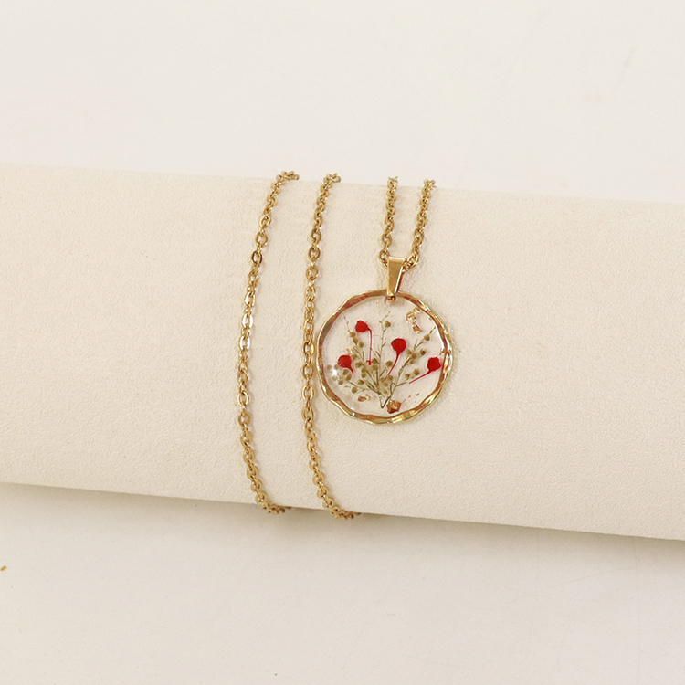 baby's breath petal