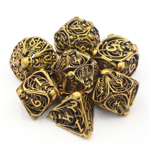 7-Piece siyah gümüş Metal Hollow zar saf bakır DND oyunu saf bakır DND oyunu 7-Piece siyah gümüş Metal Hollow zar zar