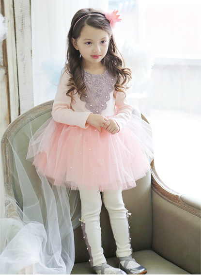 สีชมพู