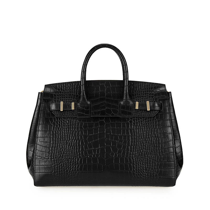 Black Croco L