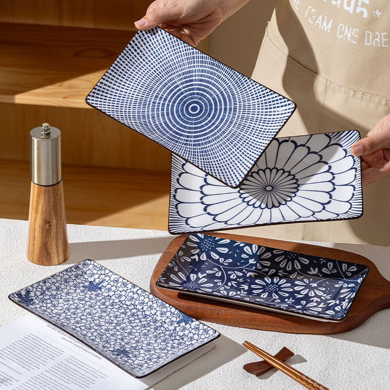 5.5-inch Japanese-style plate in 4 colors