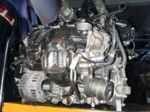 Mengine 570S 540 örümcek Coupe için motor <span class=keywords><strong>3.8</strong></span> V8 9000 KM 570PS mm570 S 570GT 540C motor M838TE <span class=keywords><strong>3.8</strong></span> V8 benzin