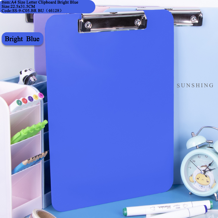 C05A Clipboard Bright Blue