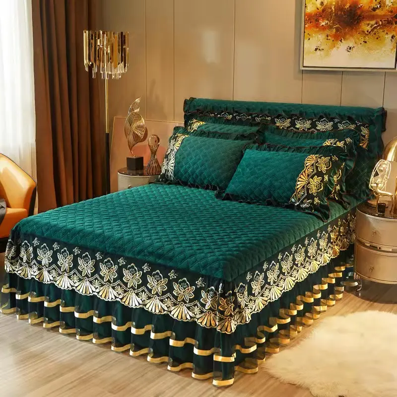 European Winter Lace Embroidery Bed Skirt Set Sheets High Quality Thickened Bedspread Bed Cover 4 Pieces Set