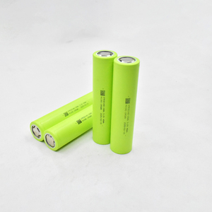 太陽用途向け<span class=keywords><strong>BIS</strong></span>承認32140 15Ah 3.2V LiFePo4円筒形リチウムイオンバッテリーセル