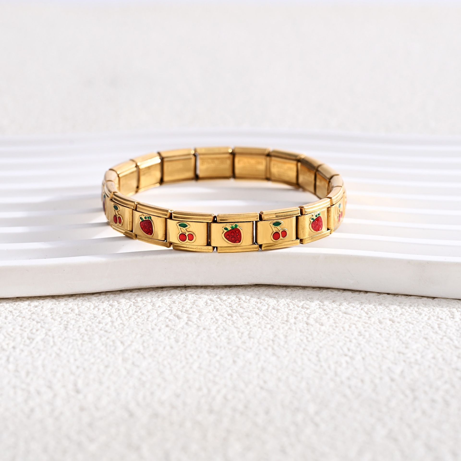 Bracelet doré multicolore - 18 perles
