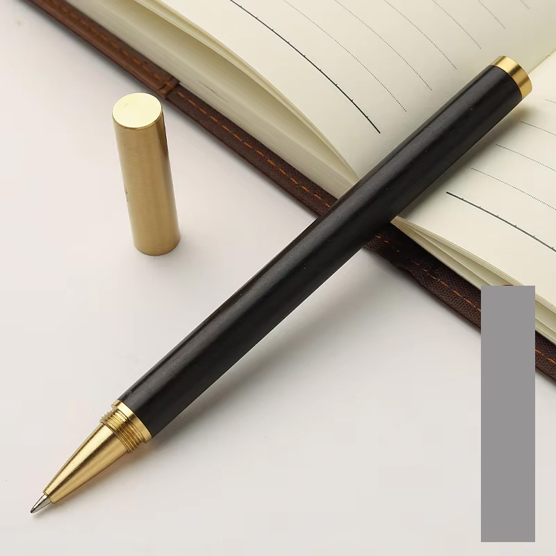 Stylo signature en laiton et bois de santal violet M017