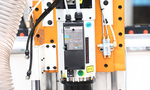 HUAHUA-Servomotor de CA para puerta de carril lineal, controlador Atc Syntec de 3 ejes, 12 herramientas, máquina CNC, enrutador de madera con cambio automático de herramienta - Product Image 3