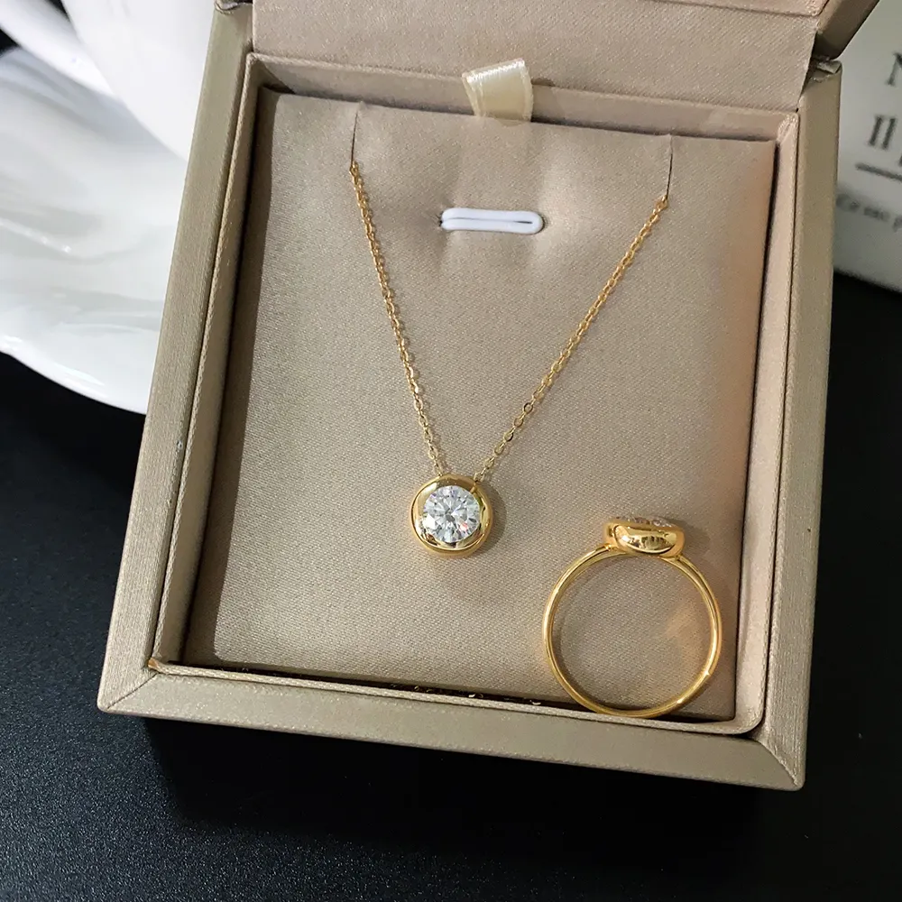 Collier avec pendentif en or véritable 18k, mobile, bijoux classique, collier avec trèfle, en or jaune, vente en gros, pour femmes,