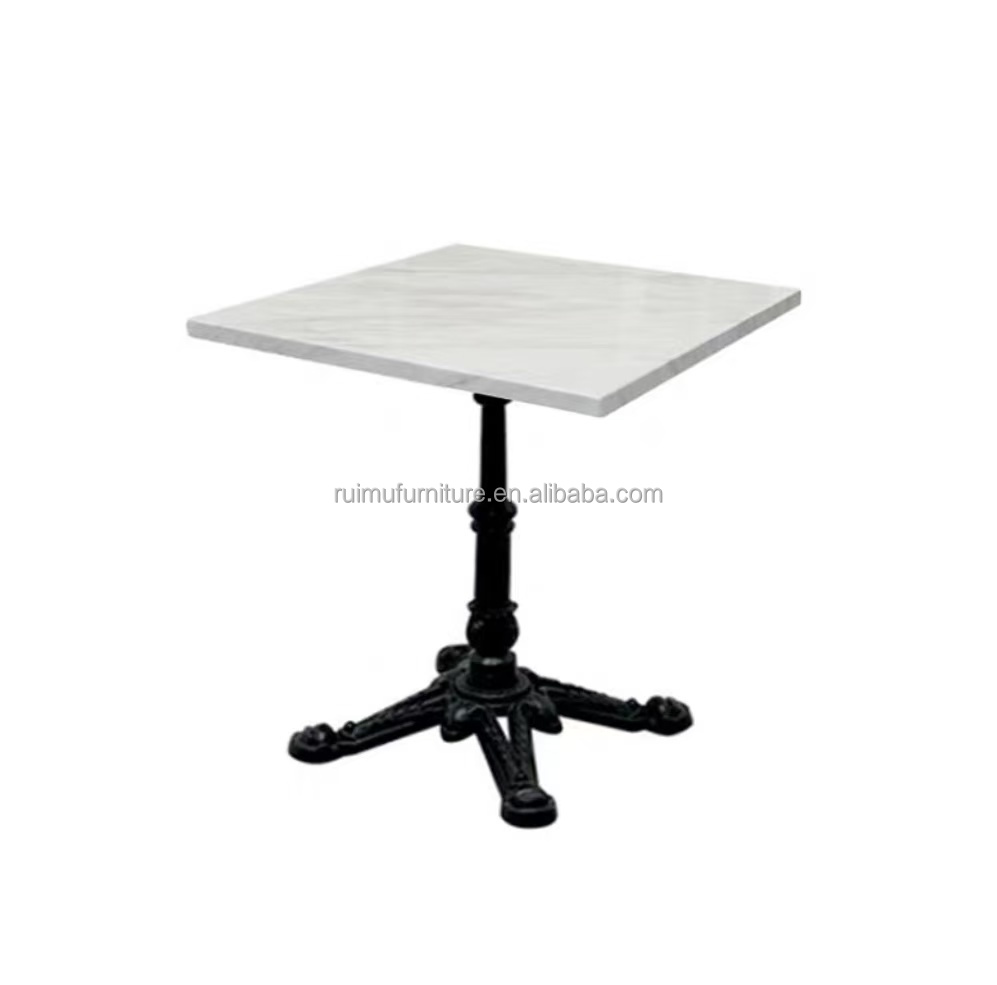 Tavolo quadrato