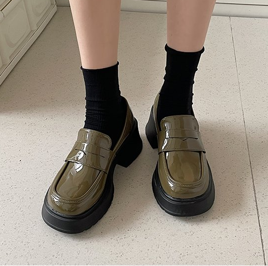 Style 1 Shiny PU