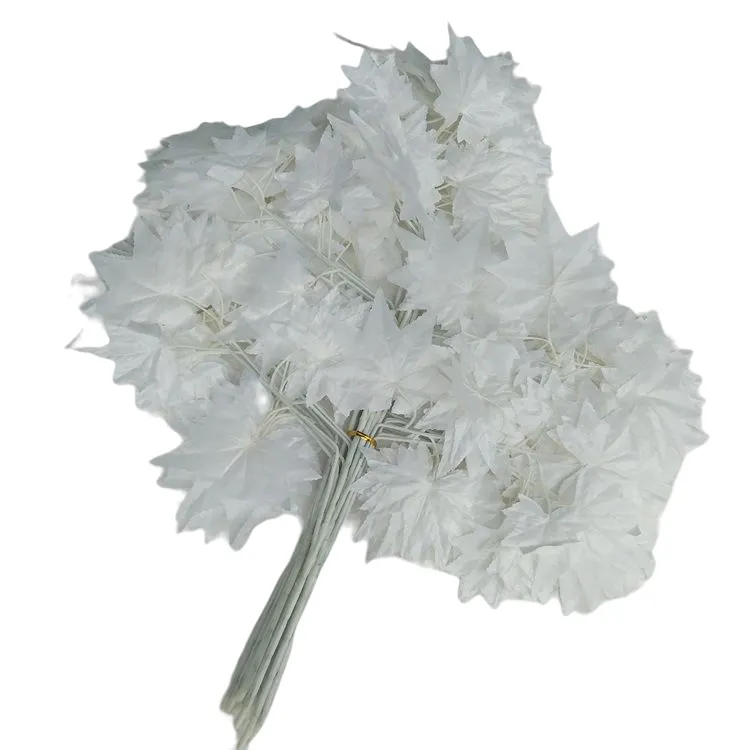 Plante de mariage maison plantes artificielles feuille d'érable blanche pour la décoration