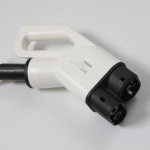 <strong>CCS</strong> Plug 200A DC Plug Combo 2 Type 2 plug - Product Image 4