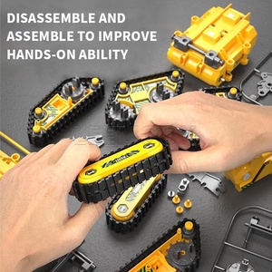 Экскаватор с дистанционным управлением, 2,4 ГГц, 4 в 1 - Product Image 3