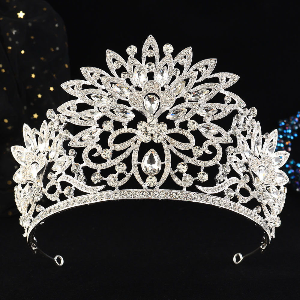 Thick silver white diamond